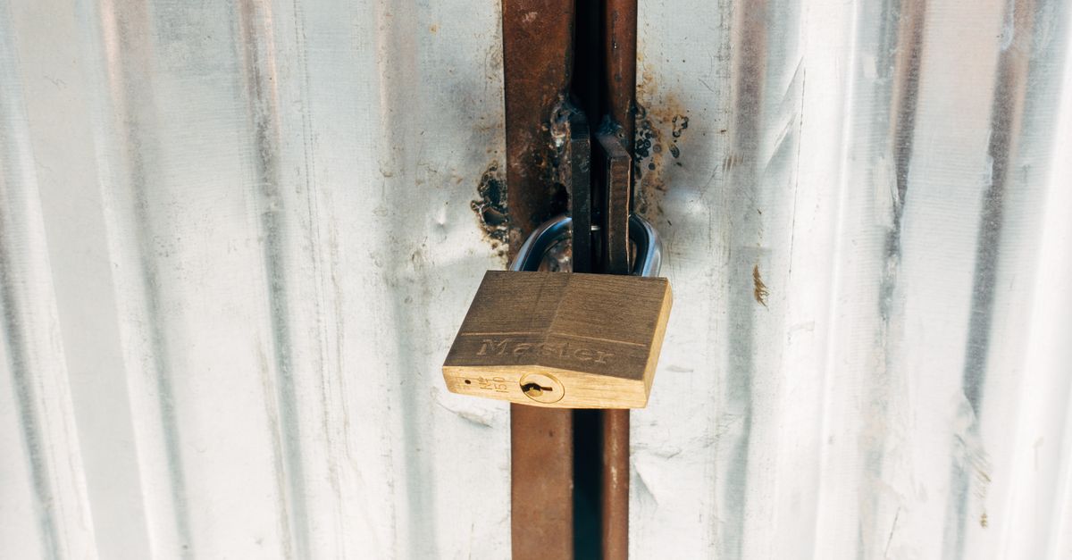 front door lock key — Greene County Locksmith